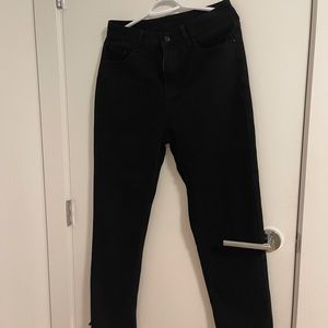 Black mom jeans
